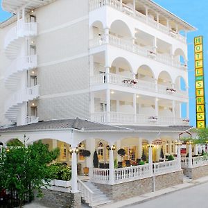 Hotel Strass